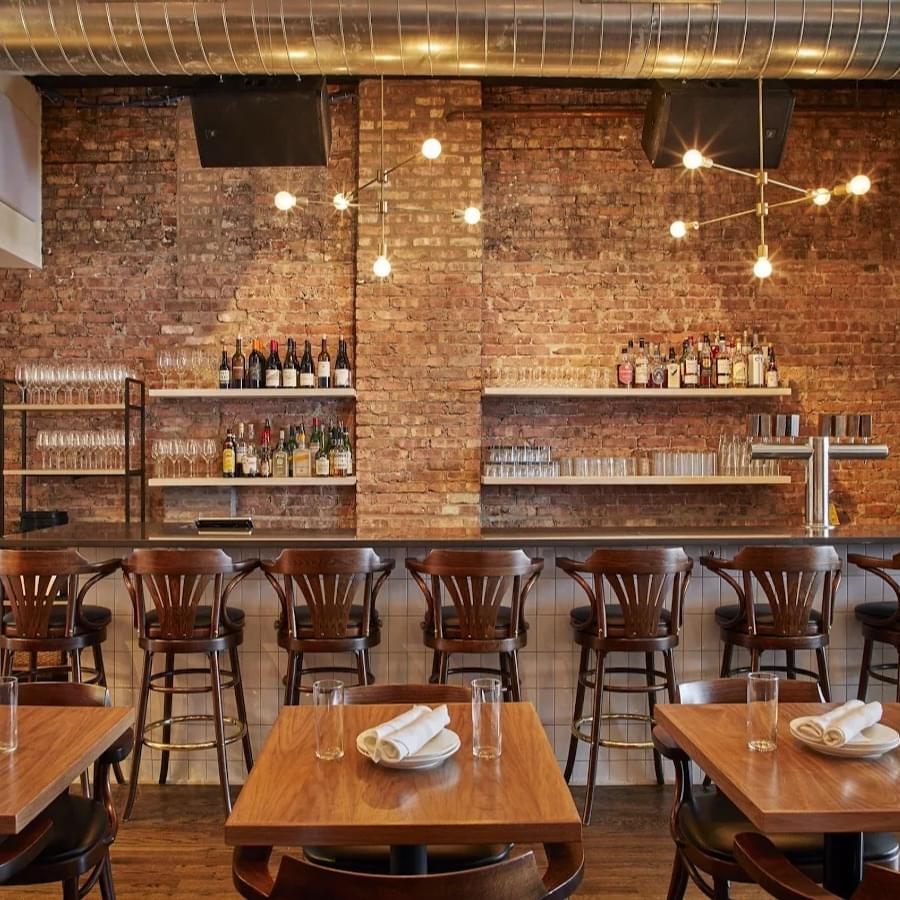 Daisies Logan Square Chicago - farm-to-table restaurant with thoughtful non-alcoholic beer selections