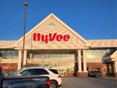 Hy Vee Food Store