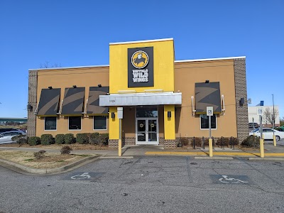 Buffalo Wild Wings Gril #265