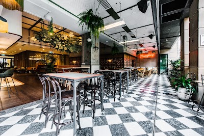 Verandah Bar & Restaurant