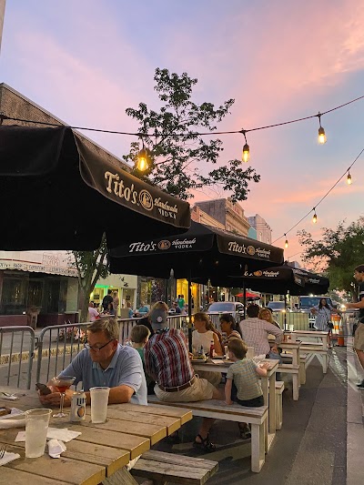 Squid Ink Eats & Drinks