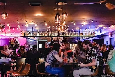 Golden Nugget Tavern