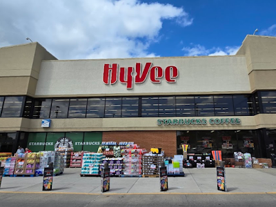 Hy Vee Food Store