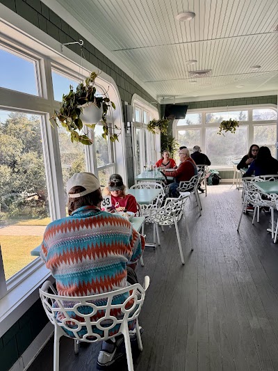 Session At The A.r.e. Cafe