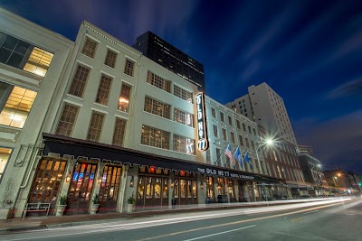 The Old No 77 Hotel & Chandlery