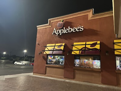 Applebees Grill & Bar