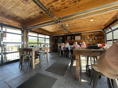 Coal Chute Cafe & Pub