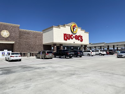 Buc Ees