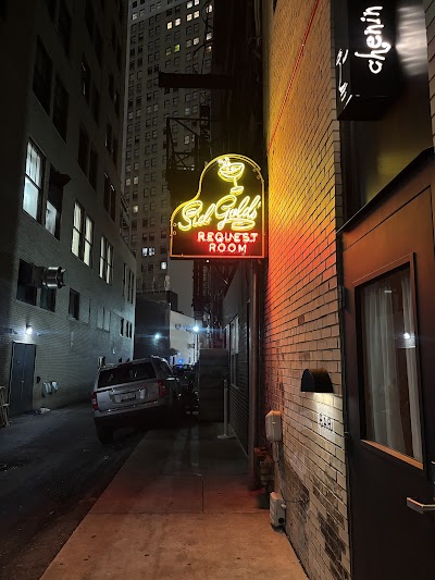 Sid Golds Request Room