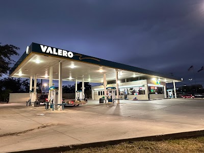 Valero Corner Store