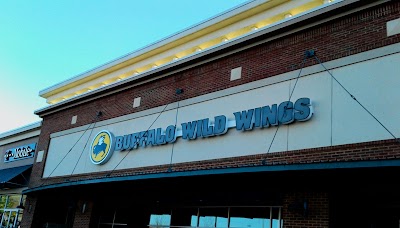 Buffalo Wild Wings Gril #87