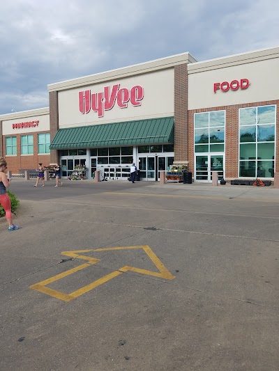 Hy Vee Food Store