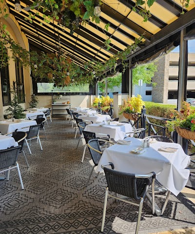 Capers & Lemons Italian