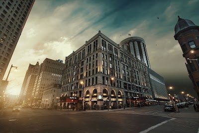 Pfister Hotel