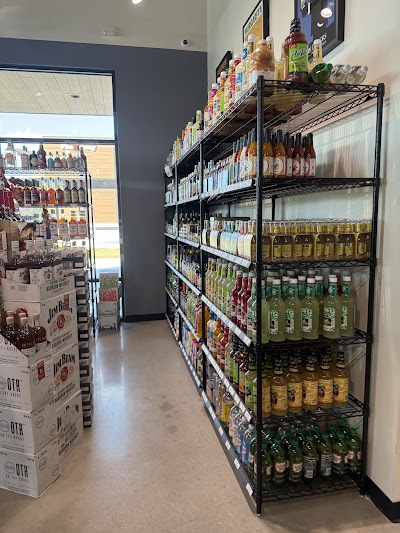 Twin Liquors #19