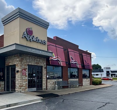 Applebees Neighborhood Grill & Bar