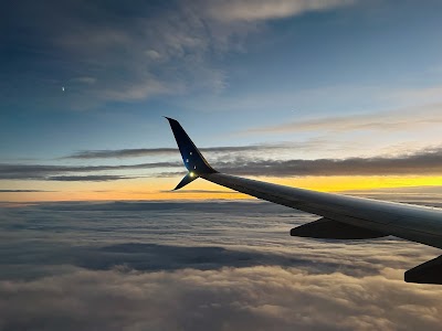 United Flight 946 Lax > Iad