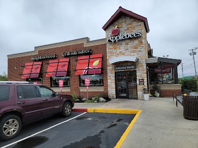 Applebees Neighborhood Grill & Bar