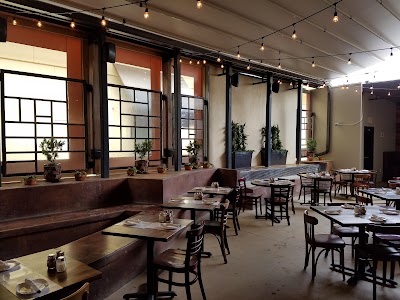 Olivellas Pizza & Wine Shop