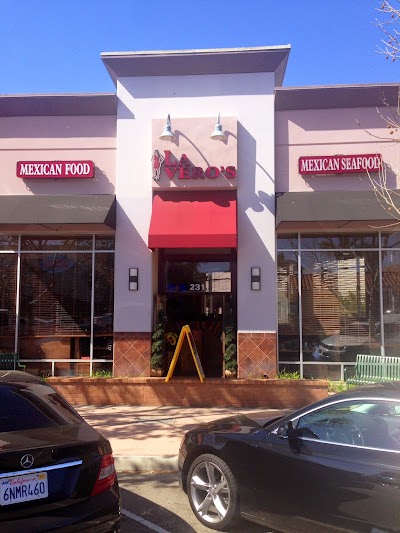 La Veros Mexican & Seafood