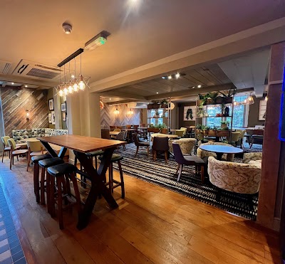 Harvester - Montagu Arms