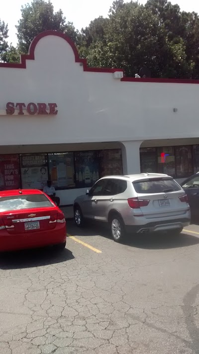 C & R Liquor Store