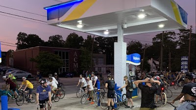 Valero Food And Gas - W Howard Deca