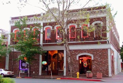 Broadway Heights California Cuisine