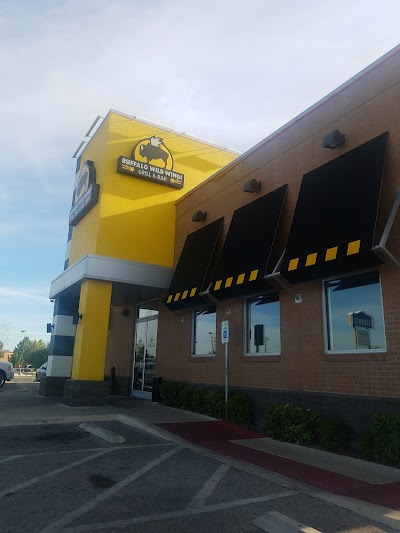 Buffalo Wild Wings Gril #642