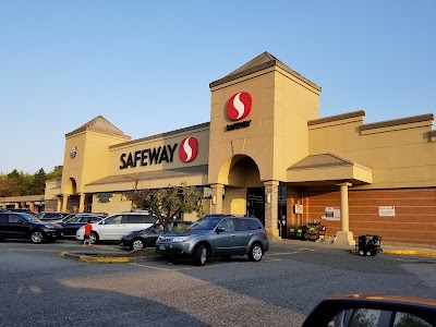 Safeway 4941 King Ed Ave