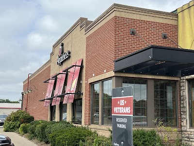 Applebees Neighborhood Grill & Bar