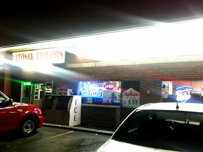Latonia Liquors