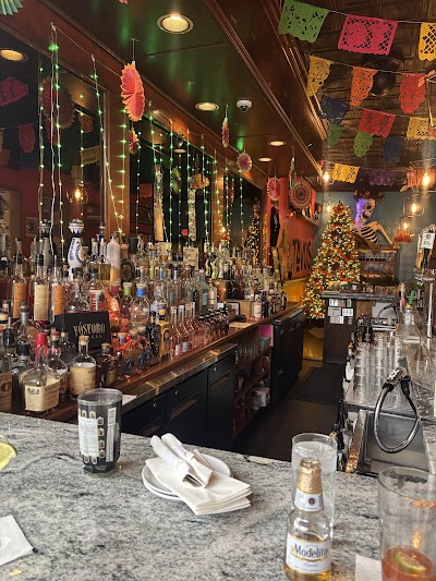 Tavos Antojitos Y Tequila