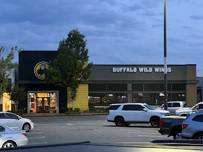 Buffalo Wild Wings Gril #655