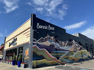 Bonnie Brae Liquor Mart