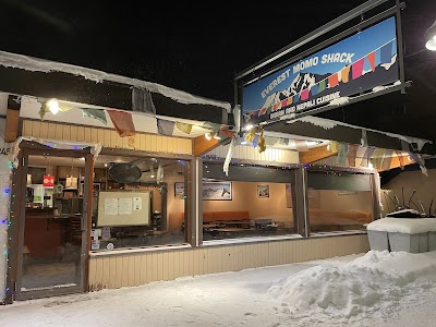 Everest Momo Shack