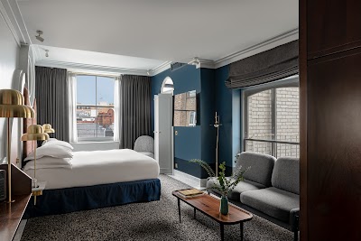 Henrietta Hotel