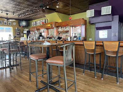 Royale Food & Spirits