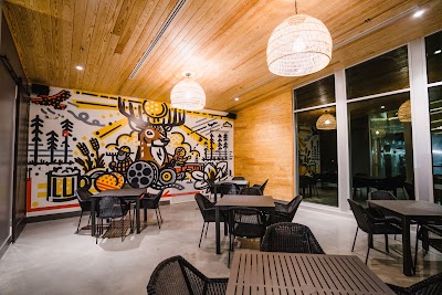 Barleygarden Kitchen And Craft Bar - Pinewood