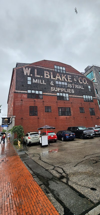 Old Port Spirit & Cigars