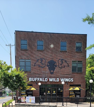 Buffalo Wild Wings Gril #3444