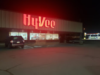 Hy Vee Food Store