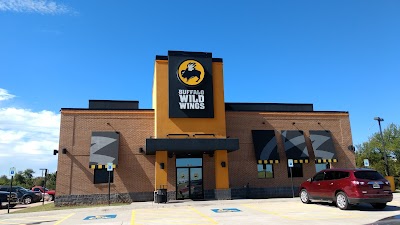 Buffalo Wild Wings Gril #3643