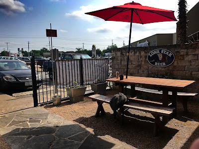 Rusty Cannon Pub