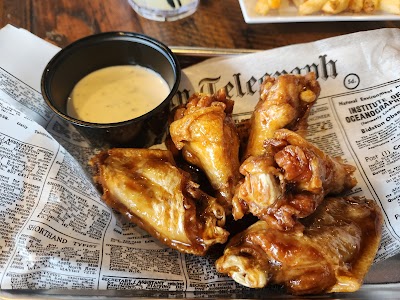 Will Henrys Tavern At Sugarloaf