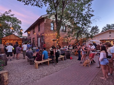 Bunk + Brew Bend Hostel