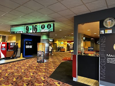 Amc Bay Street 16 #215