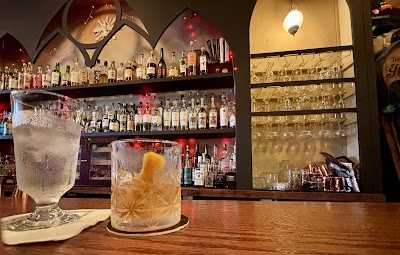 Hawthorne Mini Bar & Lounge