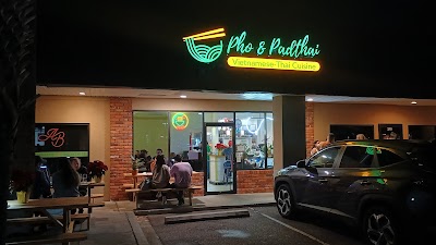 Ts Pho & Pad Thai