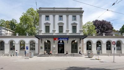 Bahnhof Zürich Stadelhofen